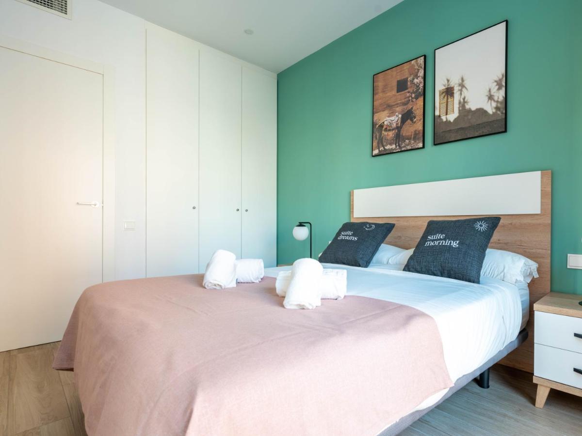Limehome Barcelona Carrer De Besalu 90 - Estancia Temporal エクステリア 写真