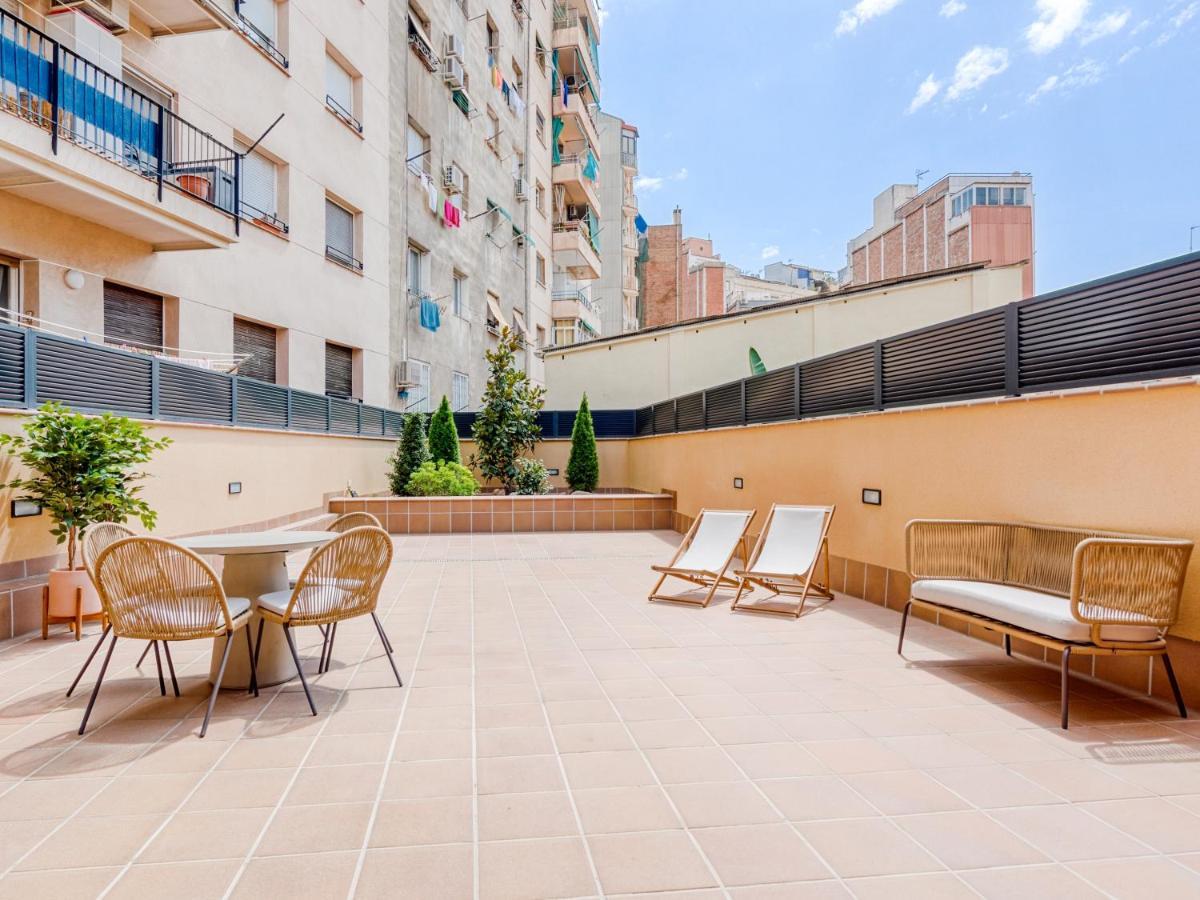 Limehome Barcelona Carrer De Besalu 90 - Estancia Temporal エクステリア 写真