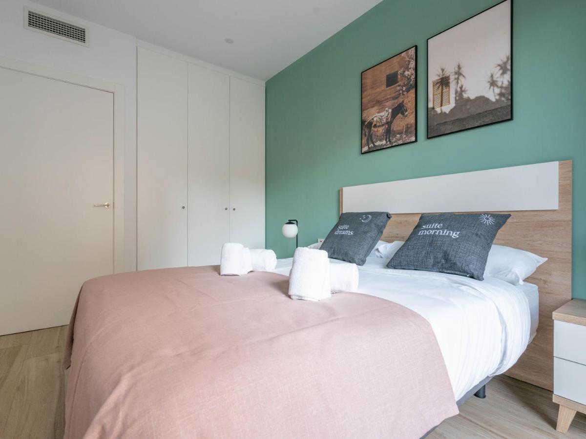 Limehome Barcelona Carrer De Besalu 90 - Estancia Temporal エクステリア 写真
