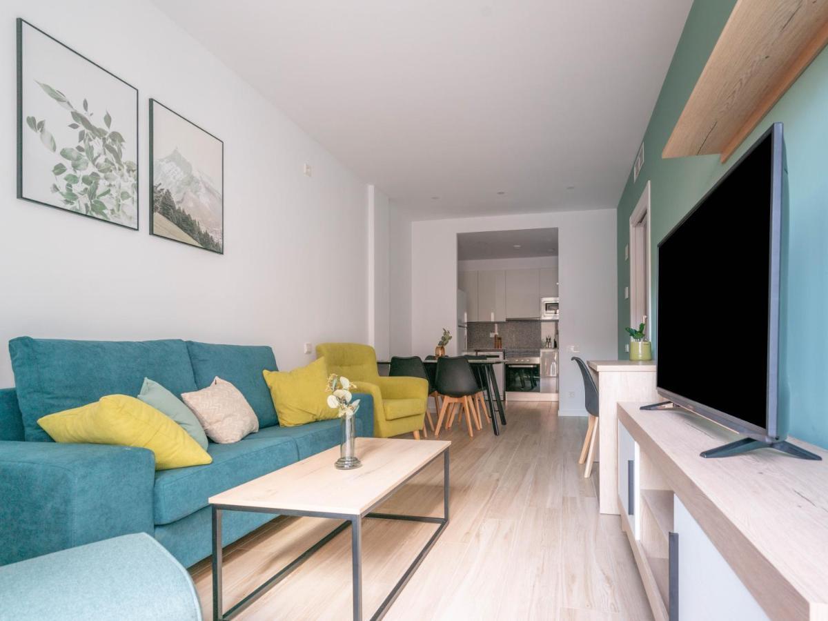 Limehome Barcelona Carrer De Besalu 90 - Estancia Temporal エクステリア 写真