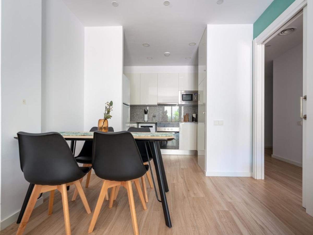 Limehome Barcelona Carrer De Besalu 90 - Estancia Temporal エクステリア 写真