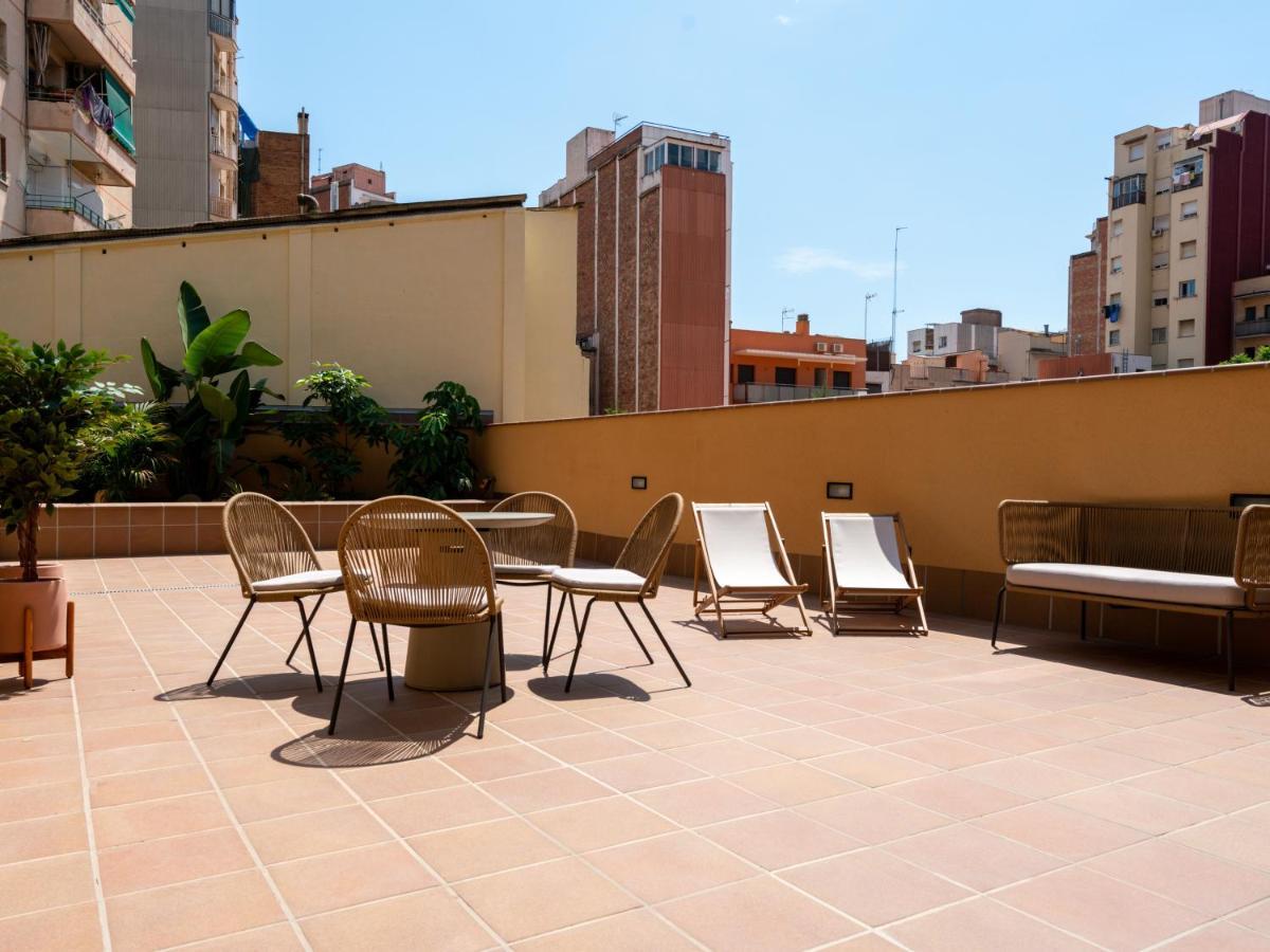 Limehome Barcelona Carrer De Besalu 90 - Estancia Temporal エクステリア 写真